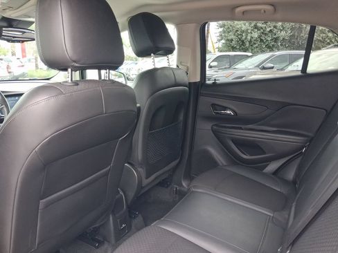 Used 2021 Buick Encore Preferred w/ Safety Package FWD image 7