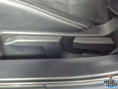 Certified 2023 Toyota GR86 Premium w/ ALL Weather Mat Package (TMS) RWD image 17