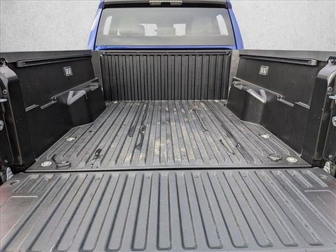 Used 2025 Toyota Tacoma SR5 image 6