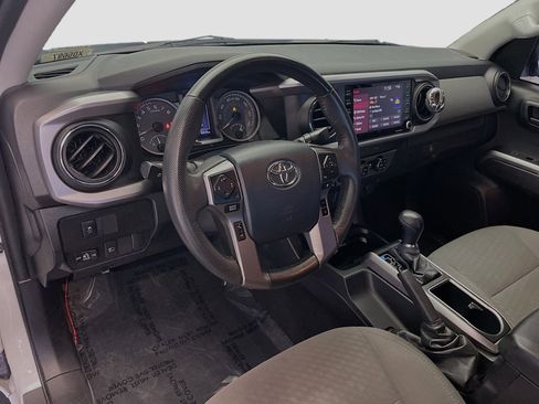 Used 2020 Toyota Tacoma SR5 image 7