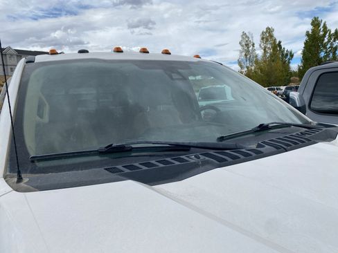 Used 2017 Ford F350 Lariat w/ Lariat Ultimate Package image 5