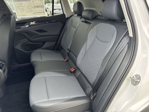 New 2026 Volkswagen Tiguan SE AWD/4WD image 23