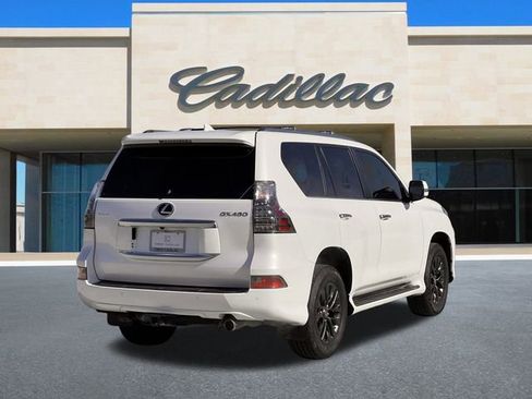 Used 2023 Lexus GX 460 Premium image 3