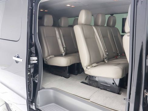 Used 2016 Nissan NV 3500 SL RWD image 14