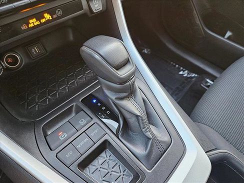 Used 2024 Toyota RAV4 LE image 9