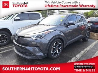 Used 2018 Toyota C-HR XLE image 1