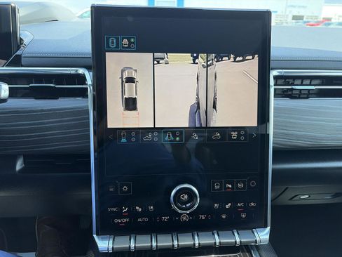 Used 2025 GMC Sierra EV Denali AWD/4WD image 34