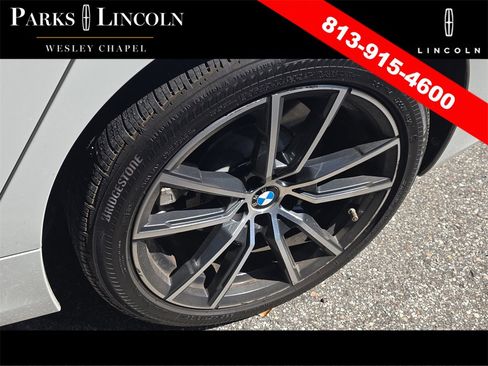 Used 2020 BMW 330i xDrive Sedan w/ Convenience Package image 9