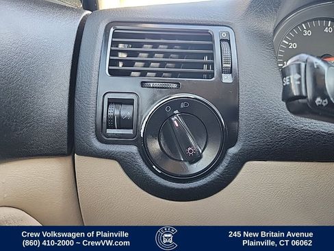 Used 2000 Volkswagen Jetta GLS image 12