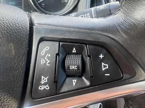 Used 2016 Buick Verano FWD image 11