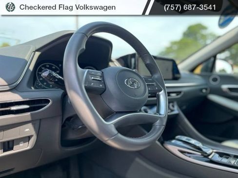 Used 2023 Hyundai Sonata SEL w/ Convenience Package FWD image 17