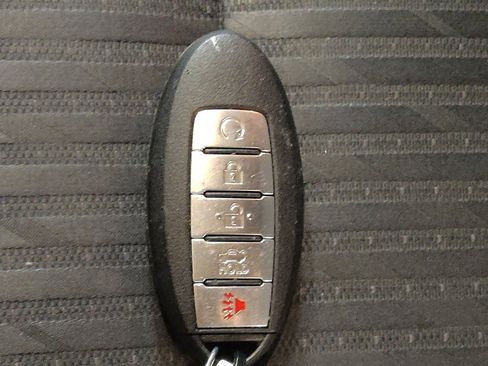 Used 2017 Nissan Altima 2.5 SV image 32