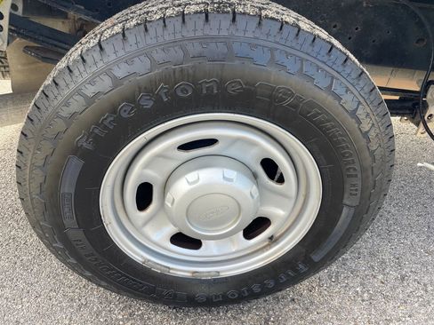 Used 2015 Ford F250 XL w/ Power Equipment Group image 10