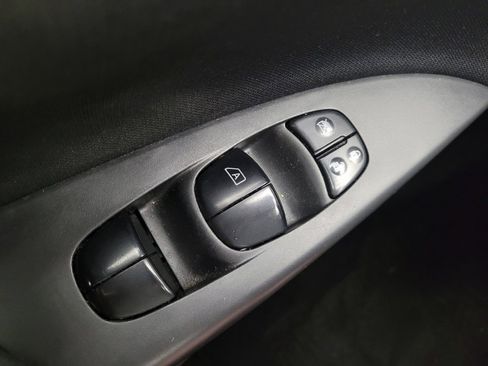 Used 2019 Nissan Sentra SV FWD image 27