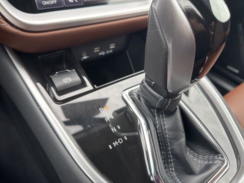 Certified 2022 Subaru Outback Touring XT w/ Popular Package #2 image 17