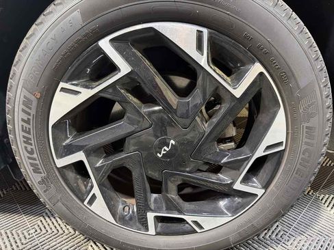 Used 2023 Kia Sportage SX image 31