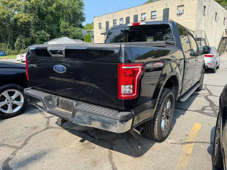 Used 2016 Ford F150 XLT w/ Equipment Group 302A Luxury AWD/4WD image 5