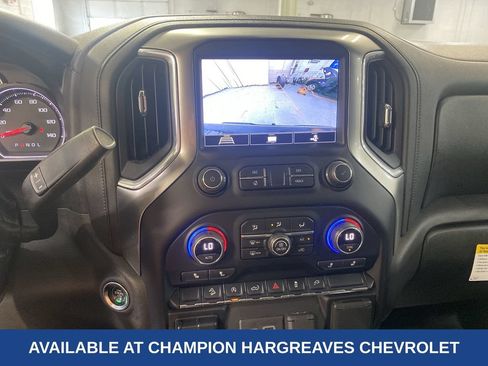 Used 2020 Chevrolet Silverado 1500 LT Trail Boss AWD/4WD image 19