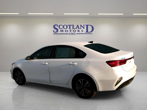 Used 2024 Kia Forte LXS image 8