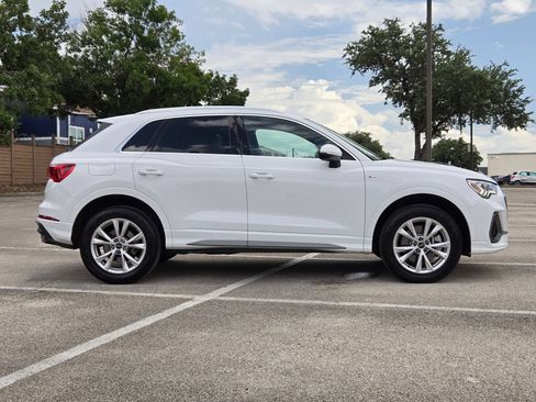 Used 2025 Audi Q3 2.0T Premium AWD/4WD image 2