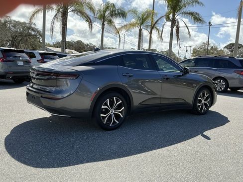 Used 2023 Toyota Crown XLE image 8