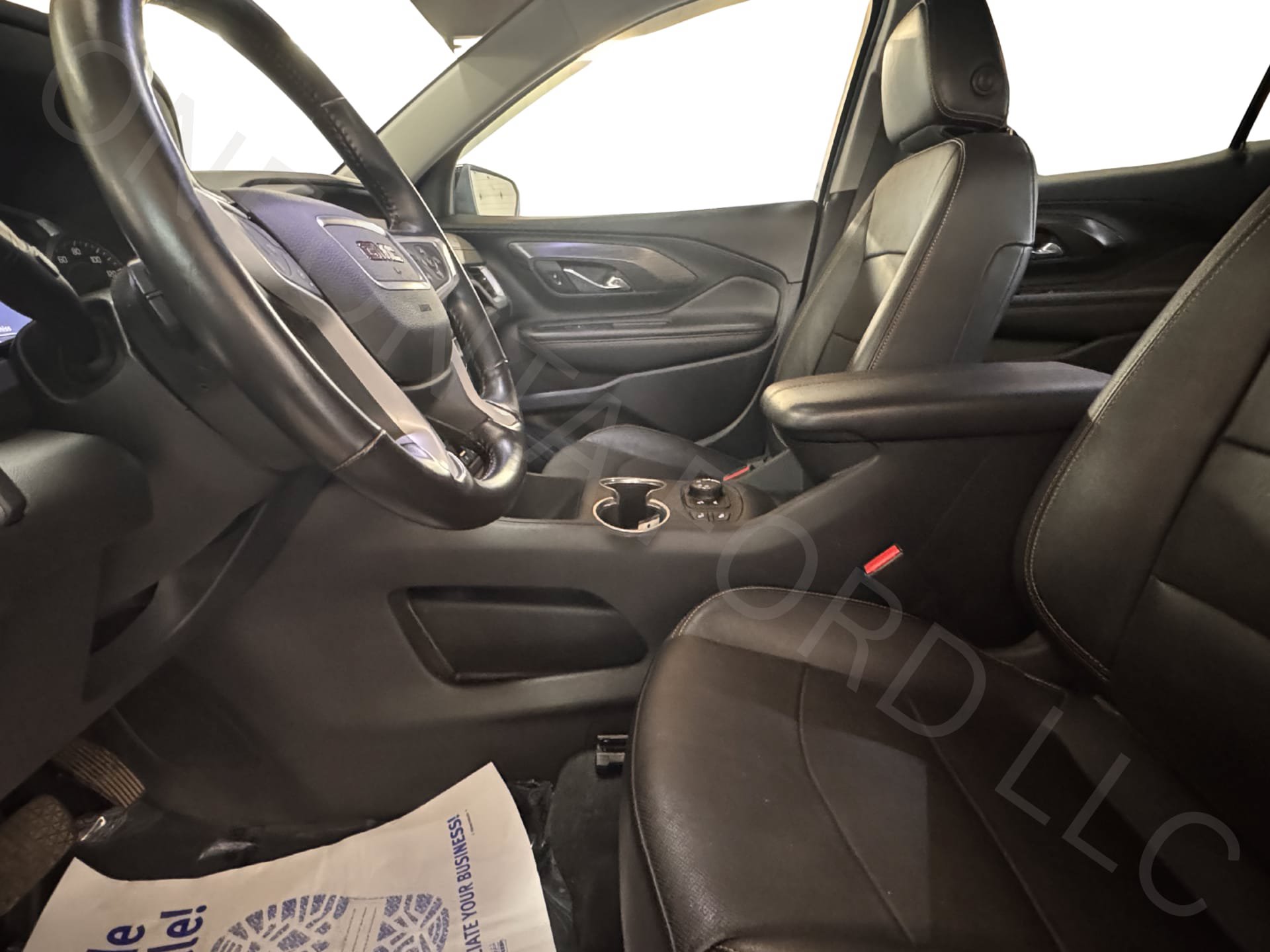 Used 2021 GMC Terrain SLT w/ Elevation Edition AWD/4WD image 11