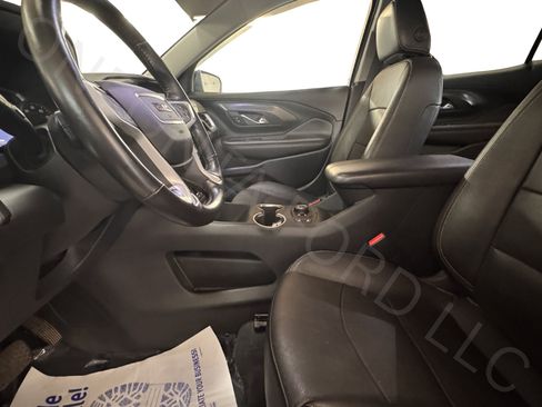 Used 2021 GMC Terrain SLT w/ Elevation Edition AWD/4WD image 11