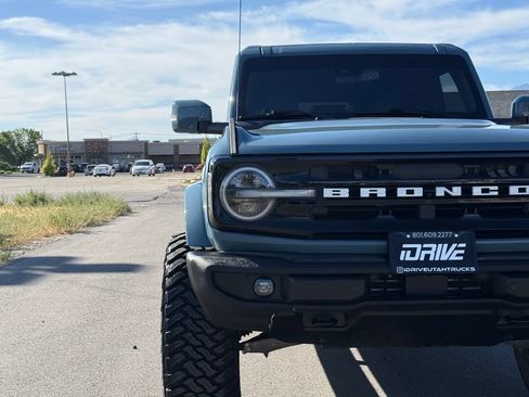 Used 2022 Ford Bronco Outer Banks AWD/4WD image 4