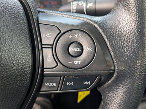 Used 2022 Toyota Corolla LE image 22