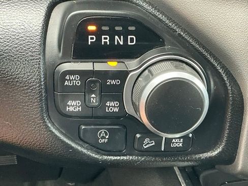 Used 2019 RAM 1500 Big Horn image 15