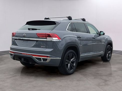 Used 2022 Volkswagen Atlas Cross Sport SEL R-Line AWD/4WD image 4