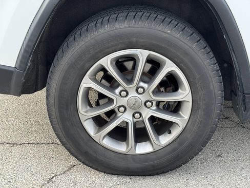 Used 2015 Jeep Grand Cherokee Limited image 46