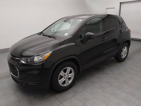 Used 2020 Chevrolet Trax LS w/ Tint and Cruise Package FWD image 2