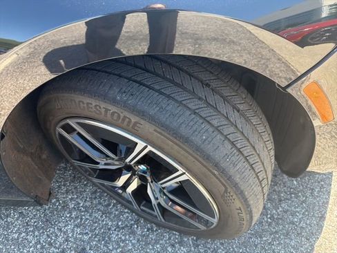 Certified 2024 BMW 750e xDrive AWD/4WD image 18