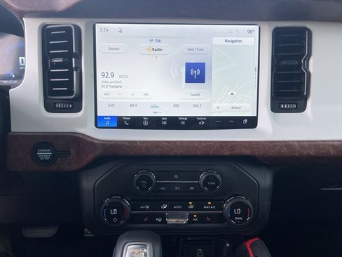 New 2026 Ford Bronco Heritage Edition AWD/4WD image 30