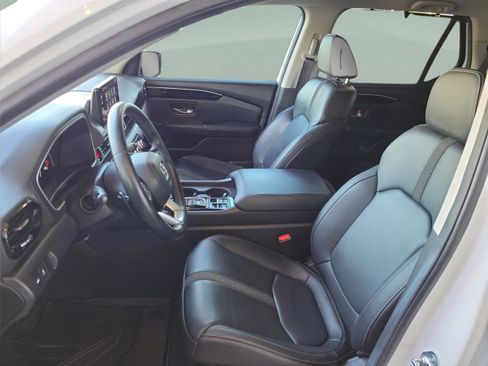 Used 2025 Honda Pilot EX-L image 22