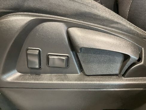 Used 2017 GMC Terrain SLE image 11