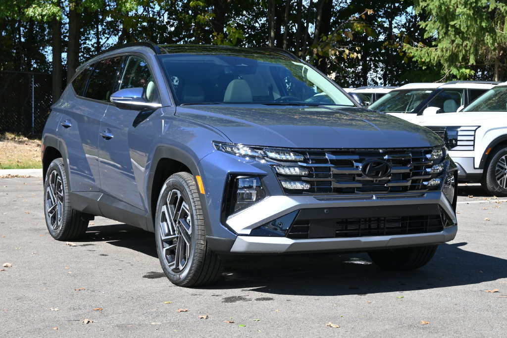 New 2026 Hyundai Tucson Limited AWD/4WD image 1