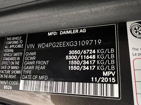 Used 2016 Mercedes-Benz Metris Passenger image 30