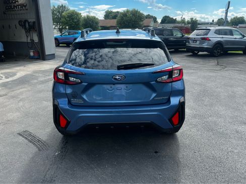Used 2024 Subaru Crosstrek 2.0i Premium AWD/4WD image 4