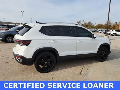 New 2025 Volkswagen Taos SEL image 2