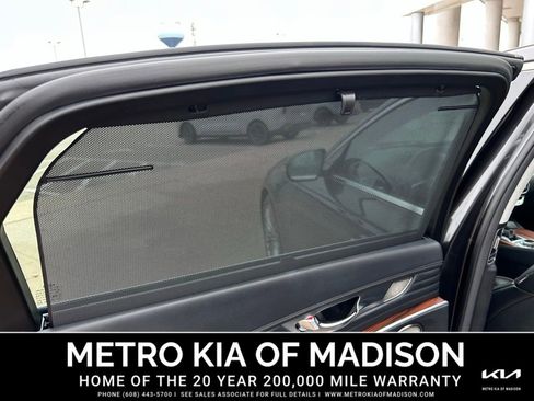 Used 2020 Kia K900 Luxury w/ VIP Package image 34