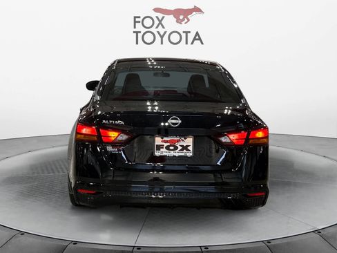 Used 2024 Nissan Altima 2.5 S FWD image 5