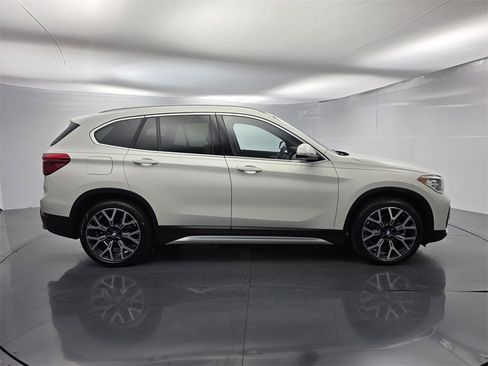 Used 2021 BMW X1 sDrive28i w/ Convenience Package image 3