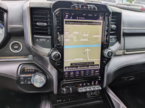Used 2019 RAM 1500 Limited AWD/4WD image 16