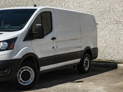 Used 2021 Ford Transit 250 Low Roof image 6
