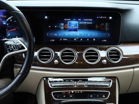 Used 2021 Mercedes-Benz E 350 Sedan image 37