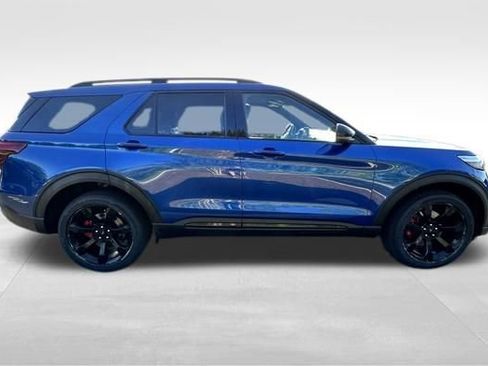 Used 2022 Ford Explorer ST w/ Equipment Group 401A AWD/4WD image 10