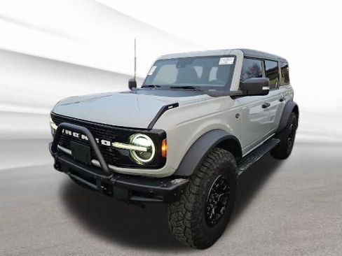 Certified 2022 Ford Bronco Wildtrak image 1