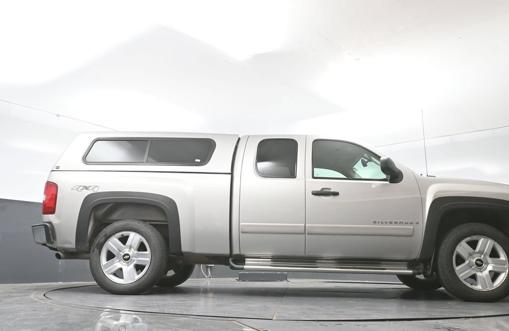 Used 2008 Chevrolet Silverado 1500 LT w/ All Star Edition AWD/4WD image 46